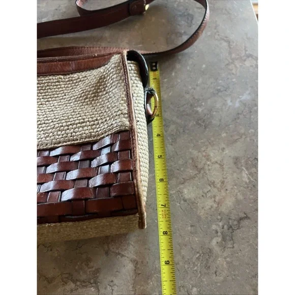 Vintage Etienne Aigner Woven Straw Leather Shoulder Bag Natural Boho - Picture 6 of 7